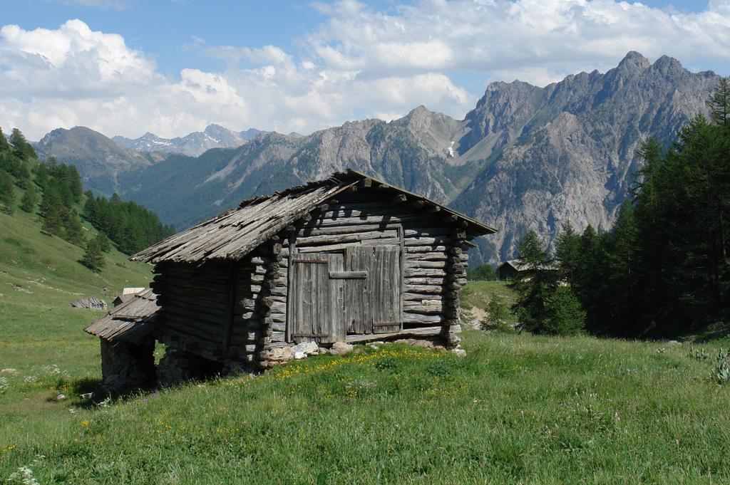 Le Relais Des Vaudois Hotel Freissinieres Buitenkant foto